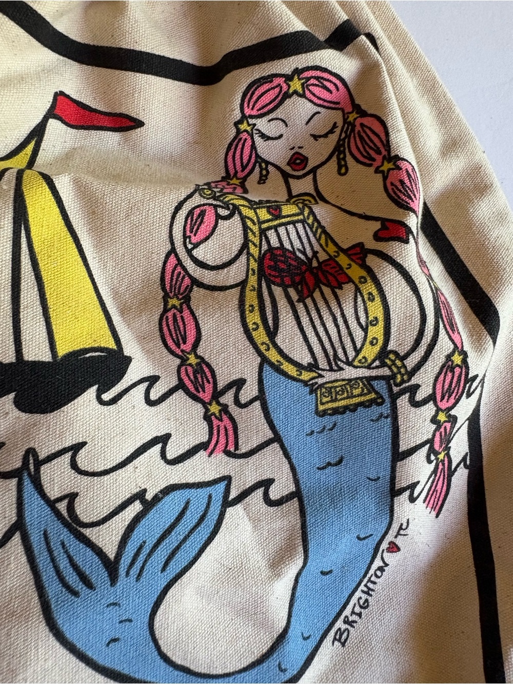 Rare! Brighton Drawstring Pouch in Cream with Mermaid Print - Picture 3 of 7